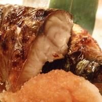 伊豆の旬 やんも 丸の内店 - さば塩焼；アップ