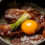 〈Hot pot rice〉Pork boiled rice in clay pot
