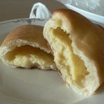 くるん - クリームパン　100円