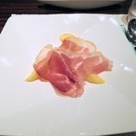 ＴＲＡＴＴＯＲＩＡ　ＳＣＡＣＣＯＭＡＴＴＯ - 最高品質の生ハムとマンゴー。