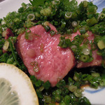 新料理 都留野 - たんタタキ　ズームアップ