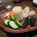 新料理 都留野 - 漬物盛り合せ