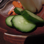 新料理 都留野 - 漬物盛り合せ　ズームアップ