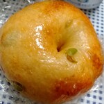 だんだんpan - 枝豆＆塩昆布クリームチーズベーグル