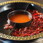 Houshan Tou Ro Suf An Hinabe - 3種類のスープ(トマトスープ、辛スープ、ココナッツドリアンスープ)_1