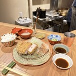 とんかつ@ - 佐助豚のロースとんかつ定食