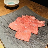 和牛とタン 焼肉 とみ 新橋本店 - 