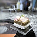 RESTAURANT SALT - ◆鯵×茄子・・お料理をレコード針に見立て、盛り付けられています。遊び心を感じ、愉しい。♪