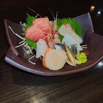 やっちろ - 刺身盛り合わせ