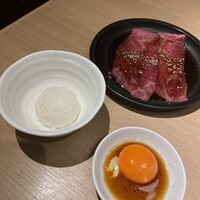 和牛焼肉じろうや 介 wagyu&sake 名古屋駅前本店 - 