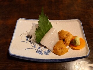 Izakaya Osanai - 生うにといか刺身