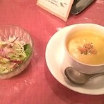 御影公会堂食堂 - サラダとスープ