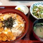 Toriyoshi - 地鶏の親子丼　1,210円