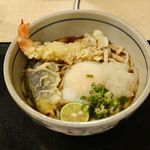 伊吹 - 海老と野菜天のぶっかけうどん［温/冷］