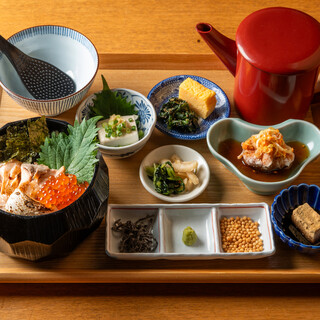 [Lunch] Famous Seafood hitsumabushi gozen