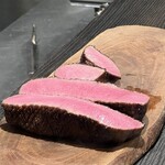 中津をにく - 切ってしばらくすると盛り上がって