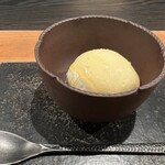 中津をにく - 【 塩アイス蜂蜜 】