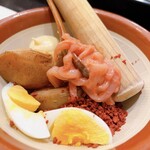 Sakanatosakehanatareshimbashiten - 自分で作るポテトサラダに塩辛追加