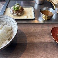 鉄板和食とワイン 萬鉄 - 