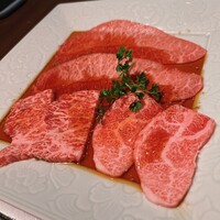 天空焼肉 星遊山 - 柔らかくて溶けちゃいそうなお肉
