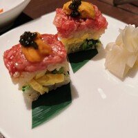天空焼肉 星遊山 - お寿司にはウニにキャビアも！