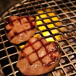 よろにく - 上タン