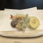 柚木元 - えび ズッキーニ おくら さつまいも イチヂクの天ぷら