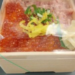 京樽 - イクラ・ネギトロ丼