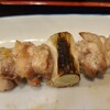 Hakata Kushiyaki Binchouya - ⑦ねぎま《親鳥》【塩】(税込220円)
                親鳥らしく噛み応えがあり、噛む程に旨みが拡がります
                この日頂いた焼き鳥の中では一番良かった
                但し硬いのが苦手な人には向かないかも