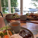 カフェレストラン ラヴ&ブルー - 