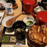 炭焼きうなぎ・かしわ 登河 - 