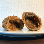 KoKaRa Bakery - ・箱根西麗牛すじを使った 贅沢焼きカレーパン 400円/税込