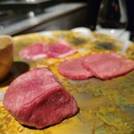 西麻布 焼肉 X - タン３種❤️ それぞれ独特の味わいがあって 食べ比べできるのも良い