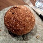 T.N - 全粒粉のパン