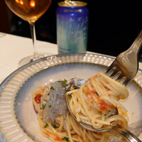 オステリア・トット - 紀州水道産生しらすと串本産トマトのソースのスパゲッティー