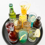 ビストロ Argent Corbeau - 複数のドリンクを並べたドリンク写真