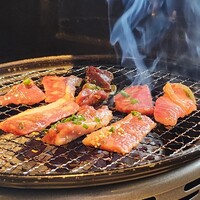 老舗精肉店直送 千種焼肉 飛騨牛の奴隷 千種店 - 