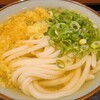 Sanuki Udon Kamahachi - 朝からうどん【冷】《小》(税込280円)
                コシは有るけど少し弱めかなぁ
                お出汁は昆布&鰹節系だと思うけど響かなかった
                でもこのお値段で朝ご飯を頂けるのは本当に有難いです