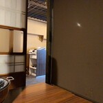 焼肉食べ放題 じゅうじゅう - 店内（座席より右まわり）➡︎