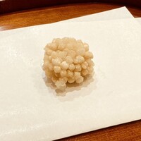 天麩羅 四季彩 村松 - 胡麻団子のあられ揚げ