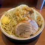 豚山 - 大ラーメン全マシ（400グラム）1,050円