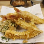 いもや - えび定食の天ぷら