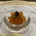 大阪 京橋 鮨 黒潮海閤 - イクラとキャビアの小丼