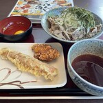 Soba Taikotei - 肉もり並750円+ちくわ天140円+鶏から110円　計1000円