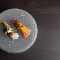 燻製マグロnigiriと乳酸〆鯖nigiri