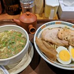 博多とんこつ 天神旗 - 