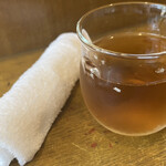 小料理屋 ぐり - 冷茶＆おしぼり