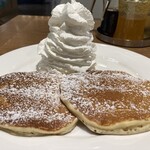 Hawaiian Pancake Factory - パンケーキとホイップクリーム追加で