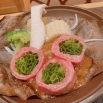 Shabushabu Nihon Ryouri Kisoji - 牛の朴葉味噌焼