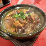 肉鍋 亀田 - 赤モツ煮(528円)